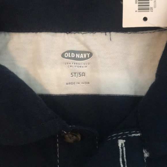 Boys Old Navy polo - Picture 2 of 3